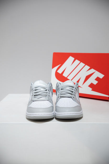 Dunk Low Photon Dust (Taille 42)