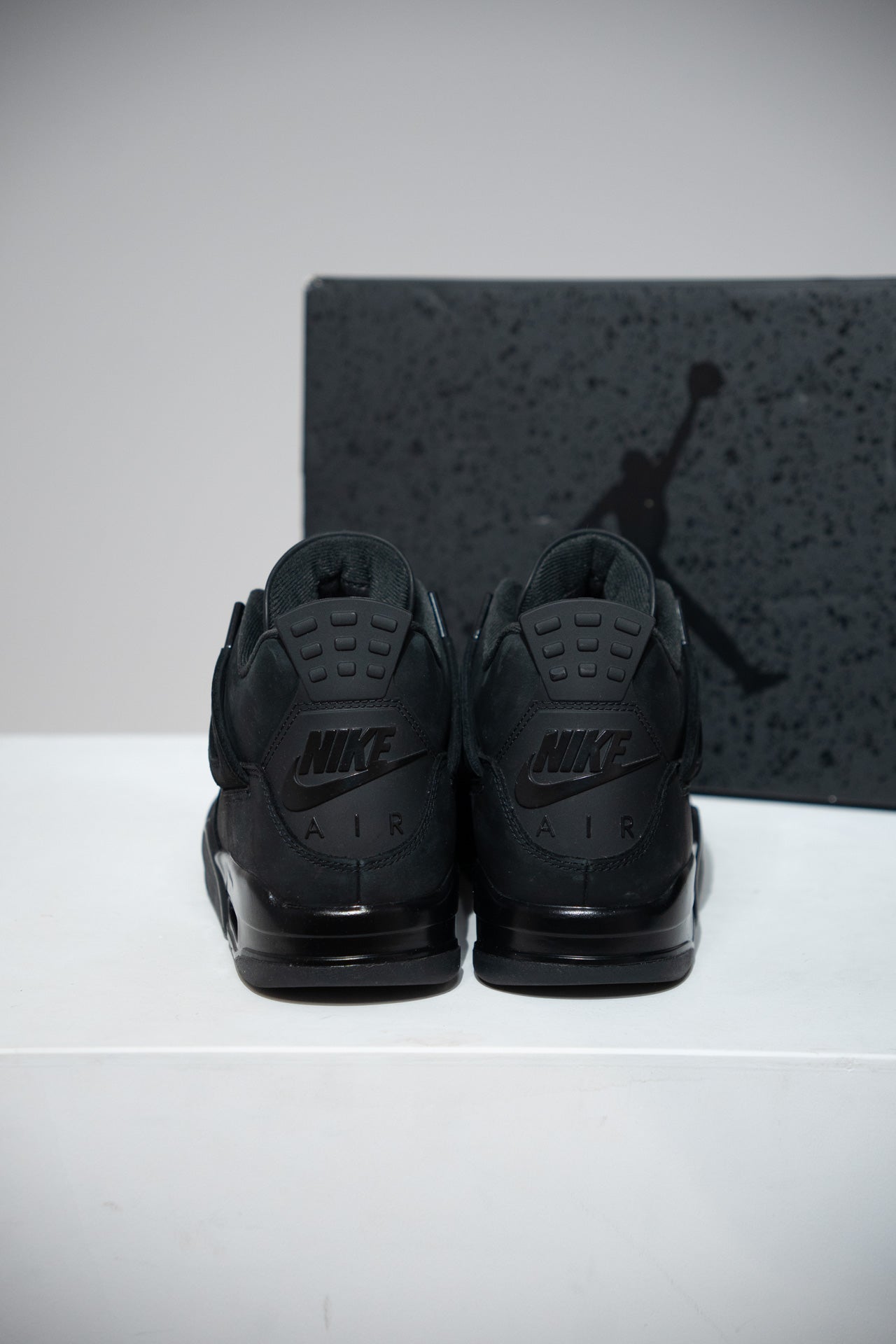 Jordan 4 Black Cat 2025 (Taille 42,5)