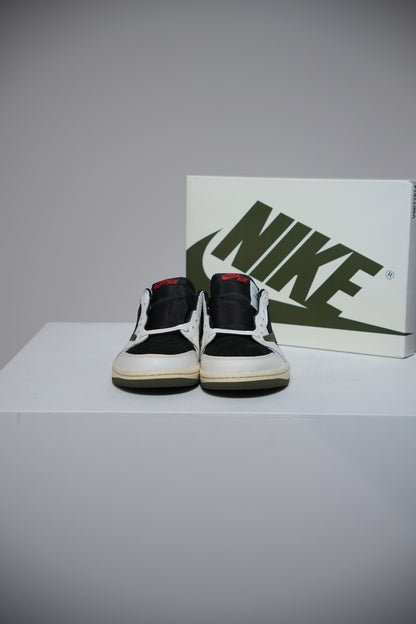 Jordan 1 Low Travis Scott Olive (Taille 44)