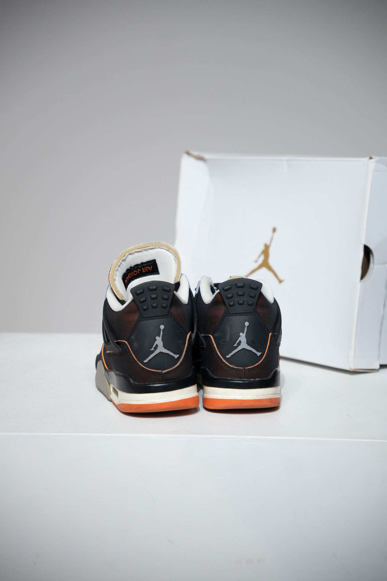 Jordan 4 Starfish (Taille 36)