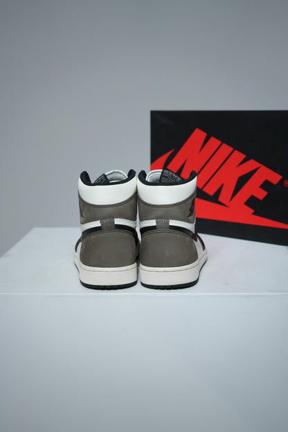 Jordan 1 High Mocha (Taille 44)