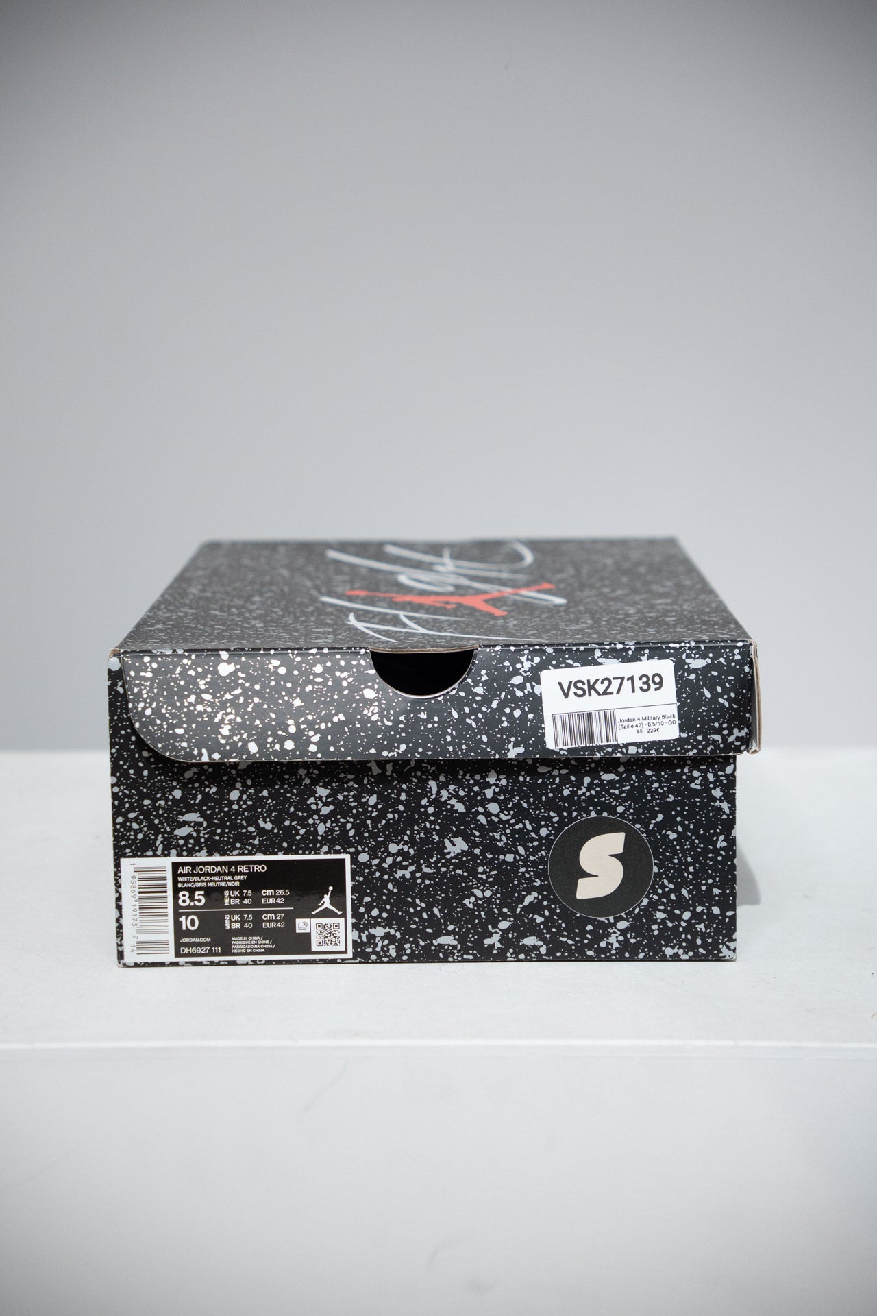 Jordan 4 Military Black (Taille 42)