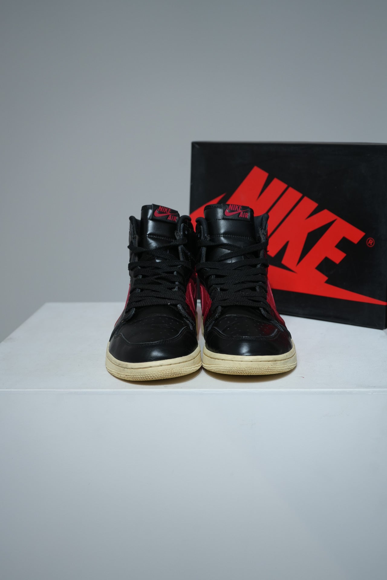 Jordan 1 high Defiant Couture (Taille 44,5)