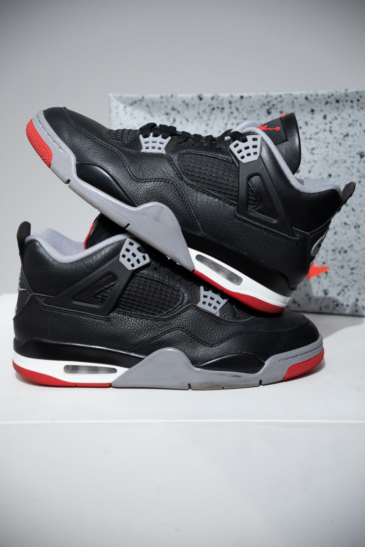 Jordan 4 Bred Reimagined (Taille 44)