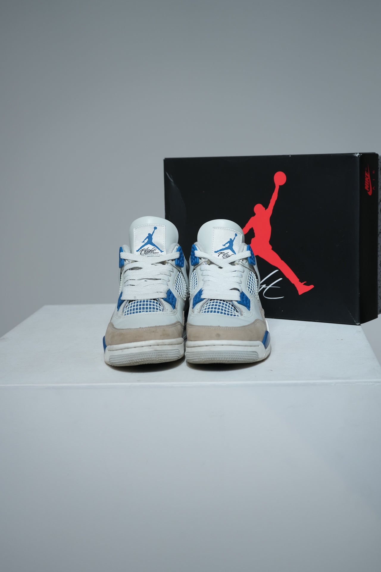 Jordan 4 Military Blue (Taille 38,5)