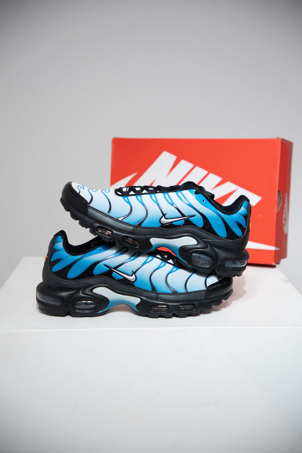 Air Max Plus (TN) Black White Blue (Taille 43)