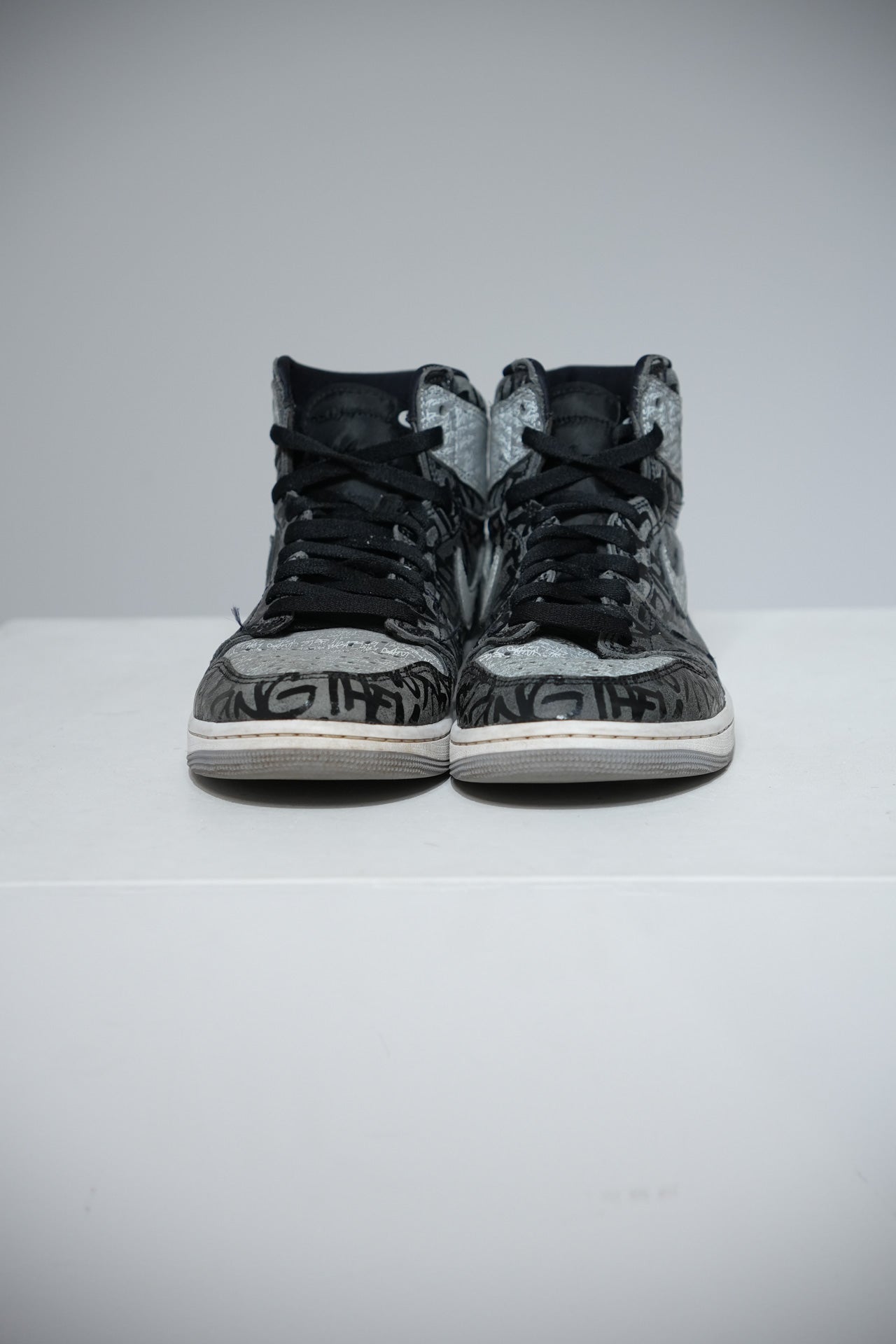 Jordan 1 High Rebellionaire (Taille 43)