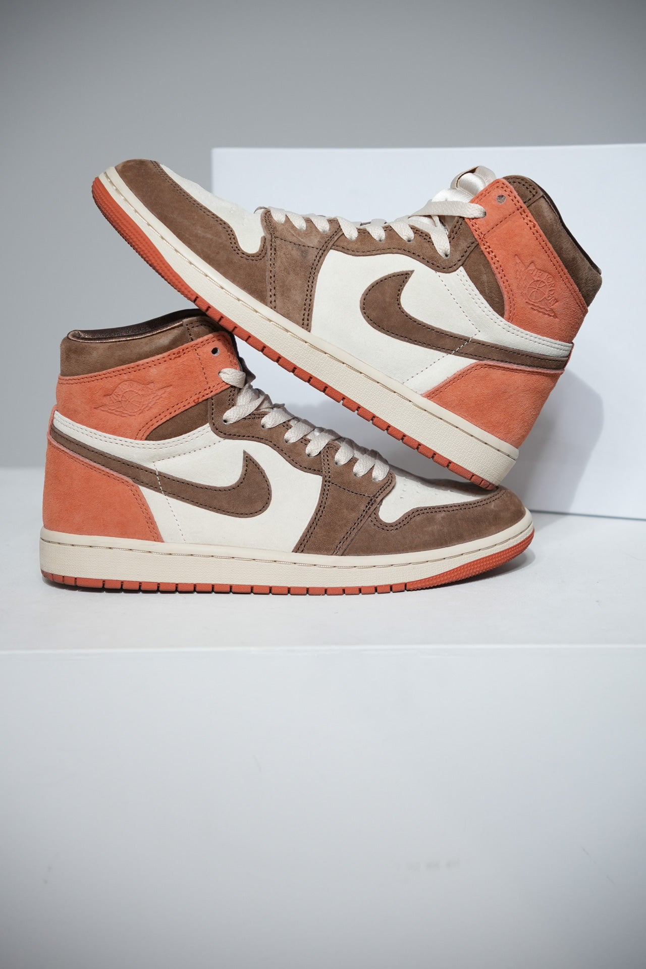 Jordan 1 High Clay Brown (Taille 40,5)