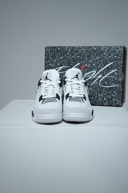 Jordan 4 Military Black (Taille 42,5)