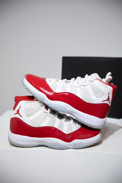 Jordan 11 Cherry (Taille 41)
