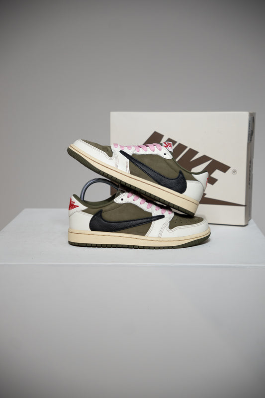 Jordan 1 Low Travis Scott Medium Olive (Taille 36,5)