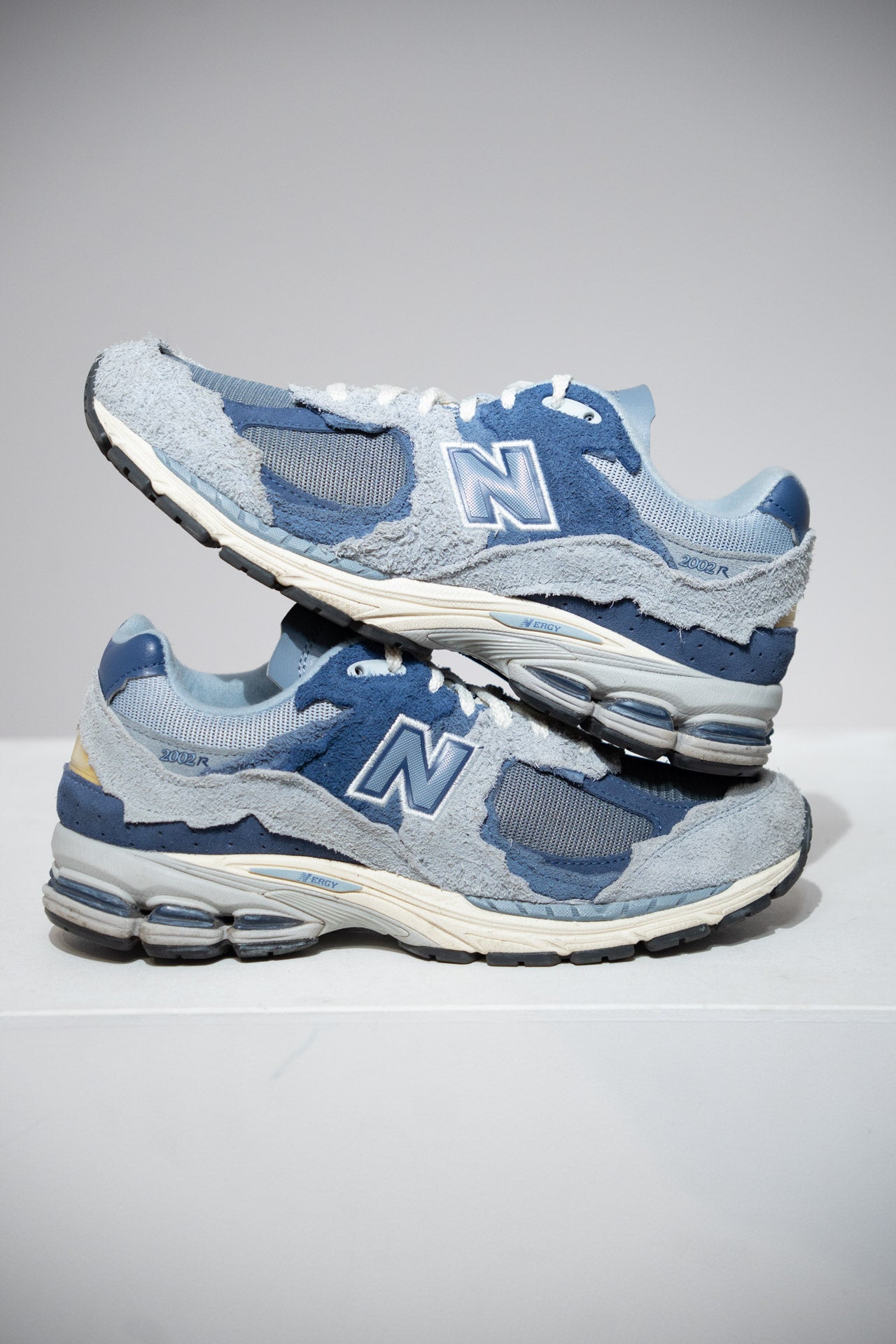 New Balance 2002R Protection Pack Light Arctic Grey Purple (Taille 42)