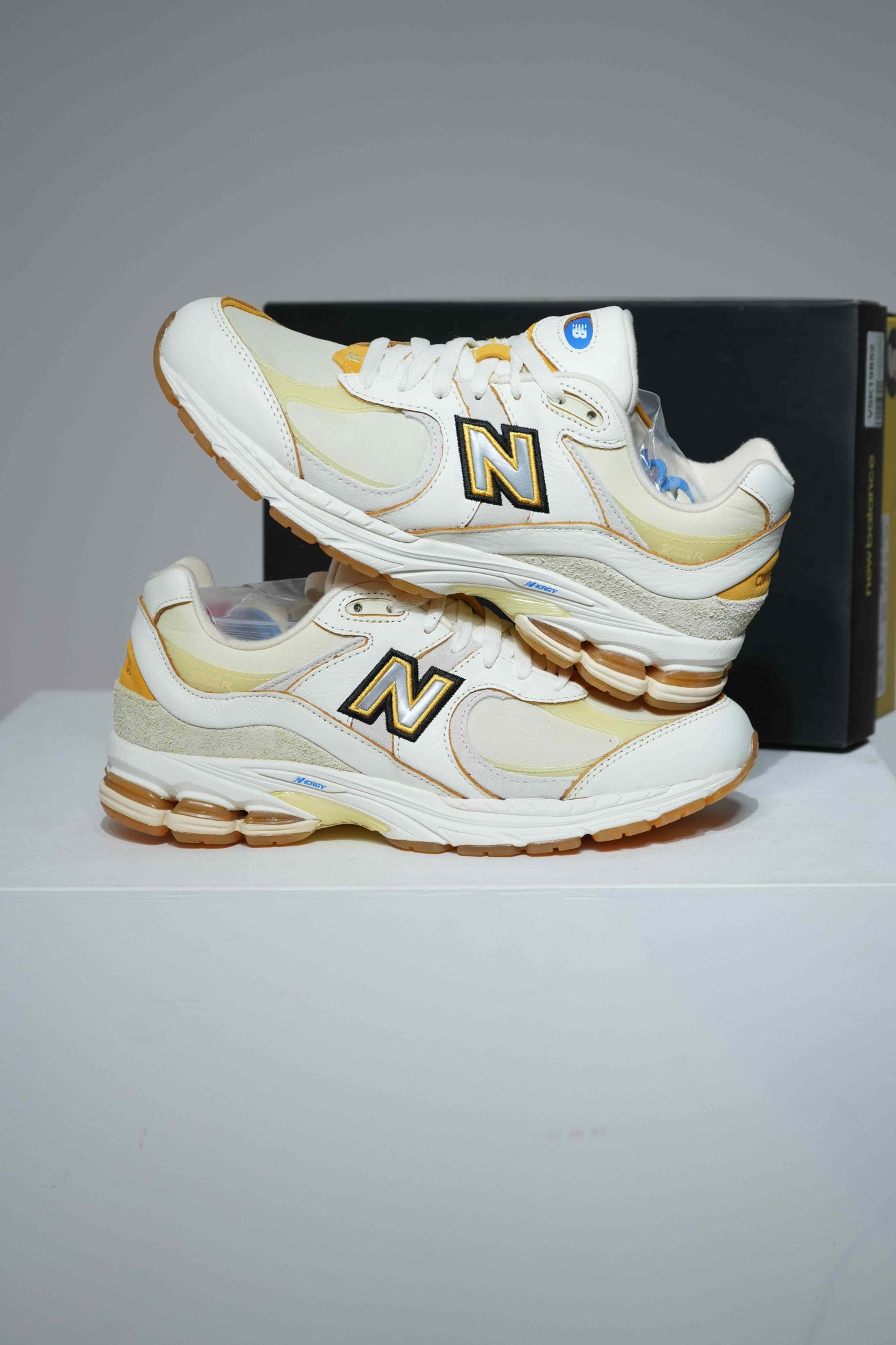 New Balance 2002R Conversations amongst us (Taille 37,5)