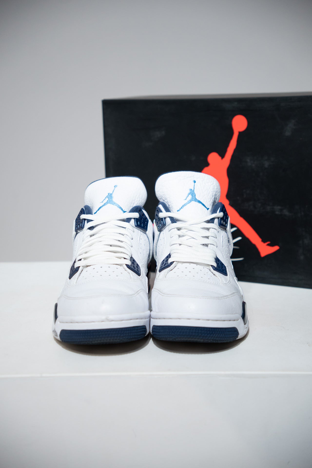Jordan 4 Columbia (Taille 43)