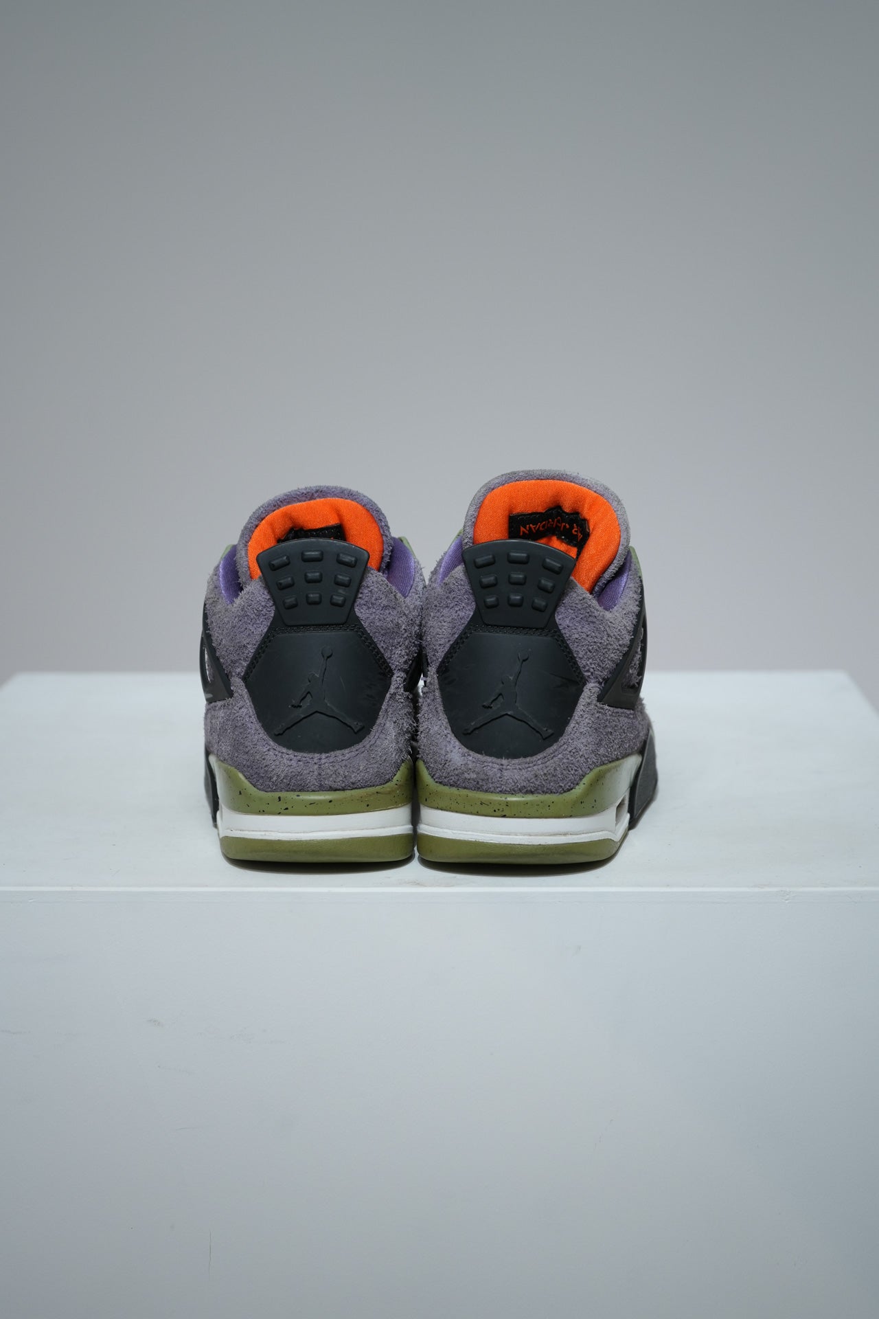 Jordan 4 Canyon purple (Taille 40)