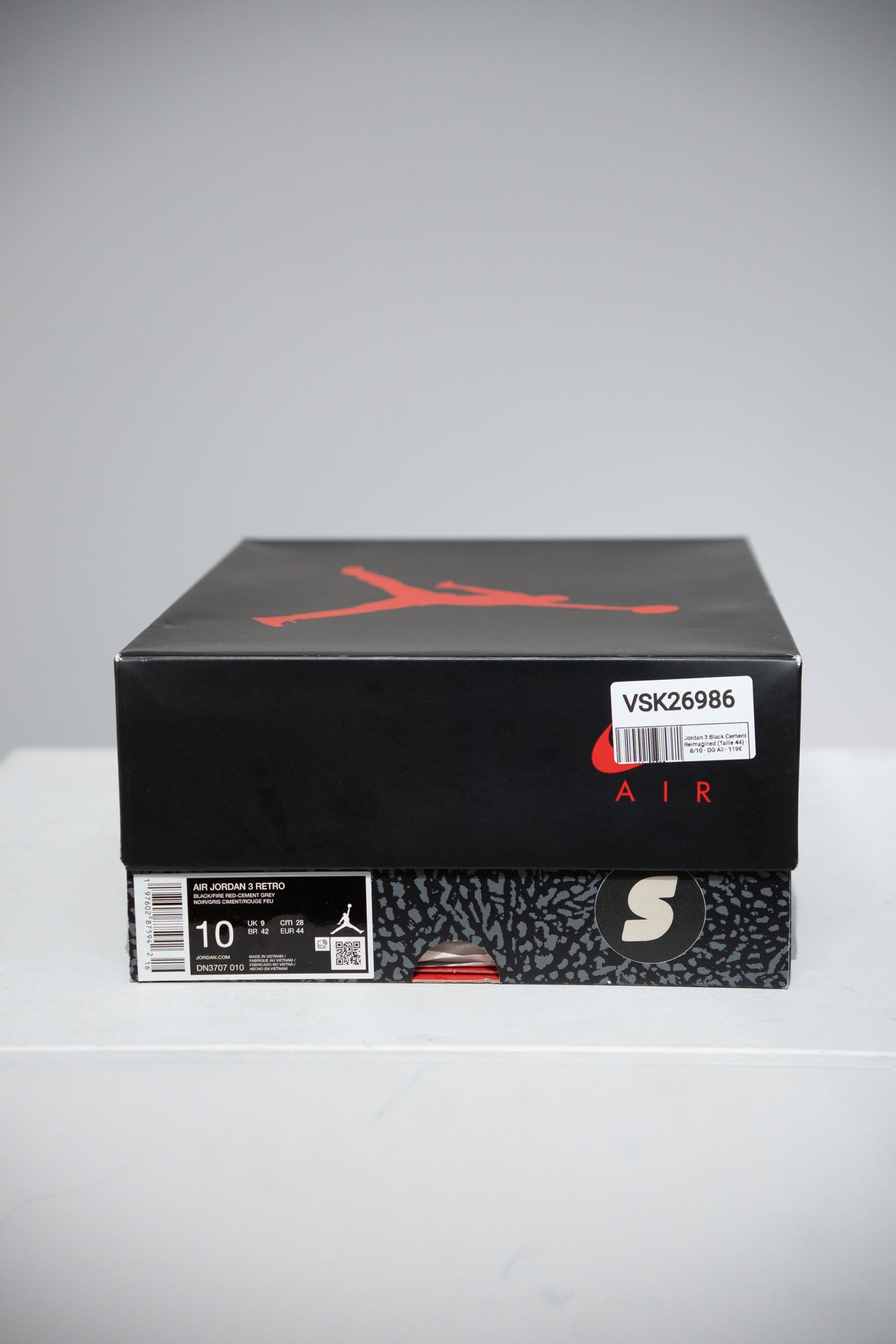 Jordan 3 Black Cement Reimagined (Taille 44)