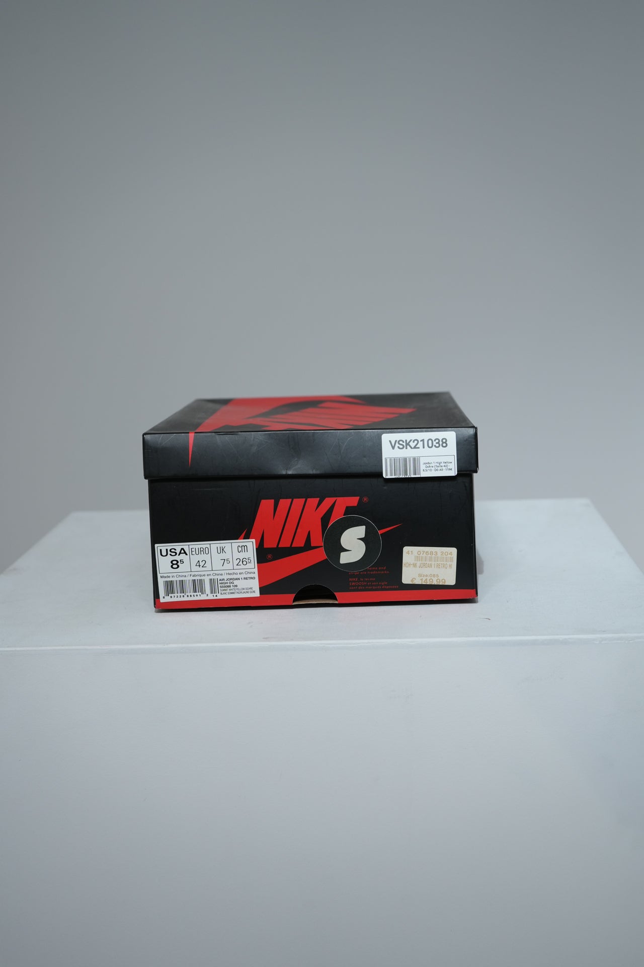 Jordan 1 High Yellow Ochre (Taille 42)