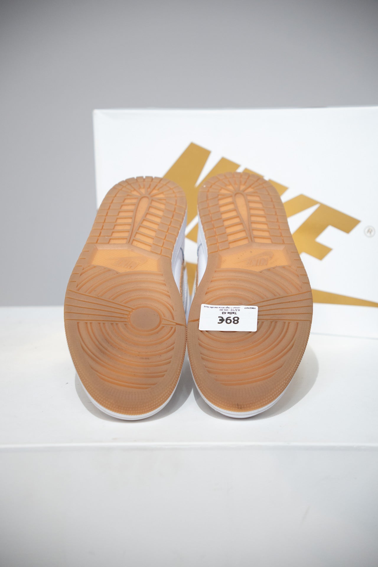 Jordan 1 High White Metallic Gold (Taille 43)