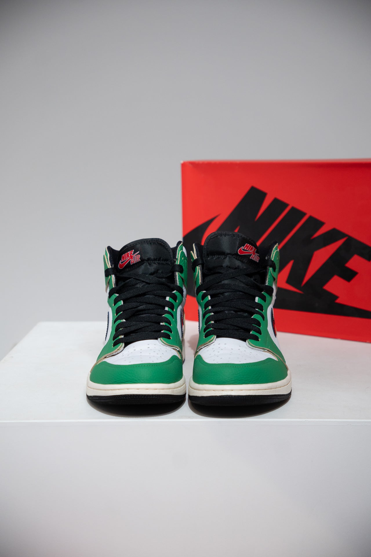 Jordan 1 High Lucky green (Taille 43)