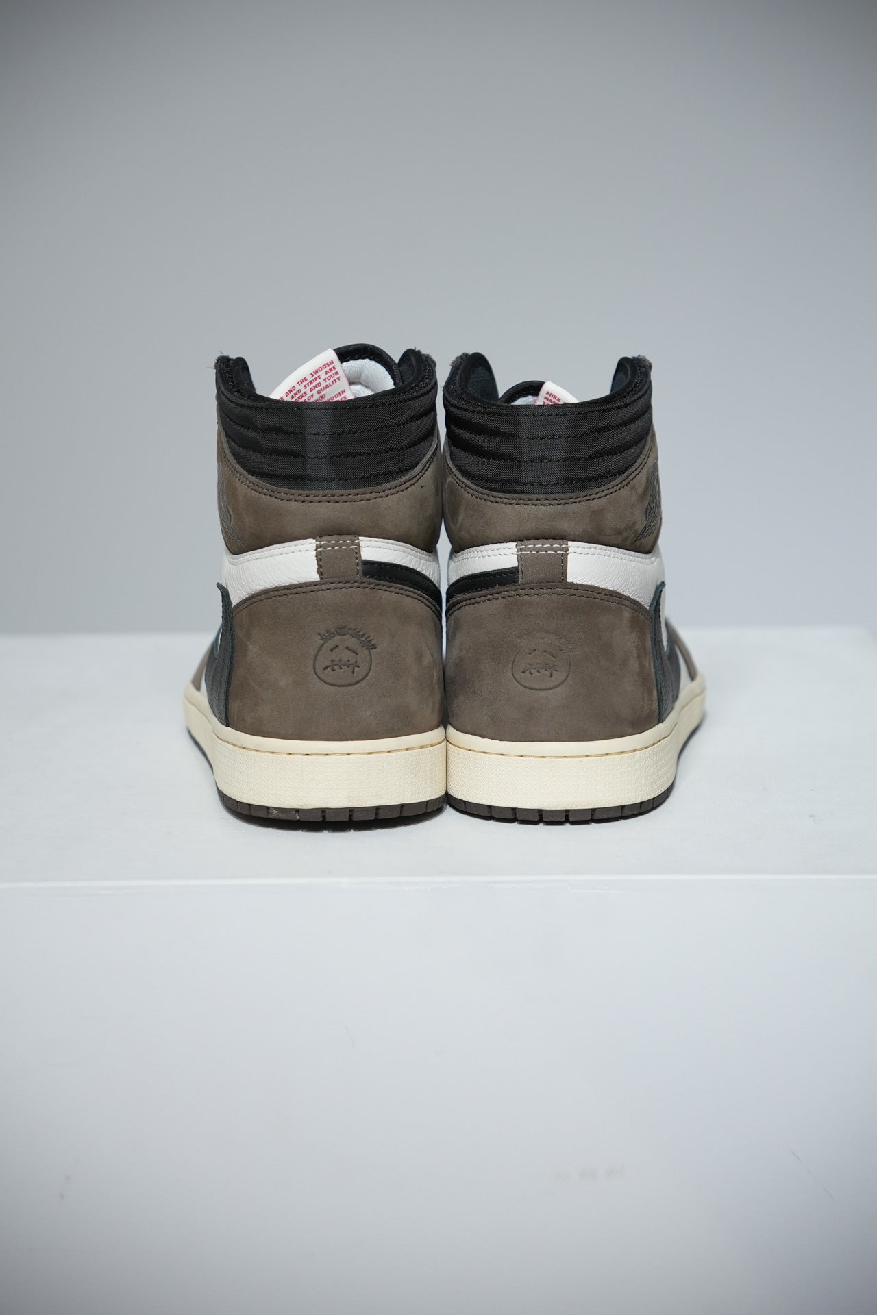 Jordan 1 High Travis Scott Mocha (Taille 48,5)