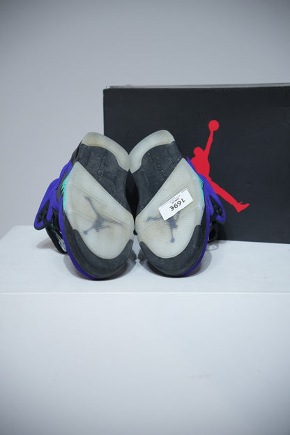 Jordan 5 Alternate Purple (Taille 43)