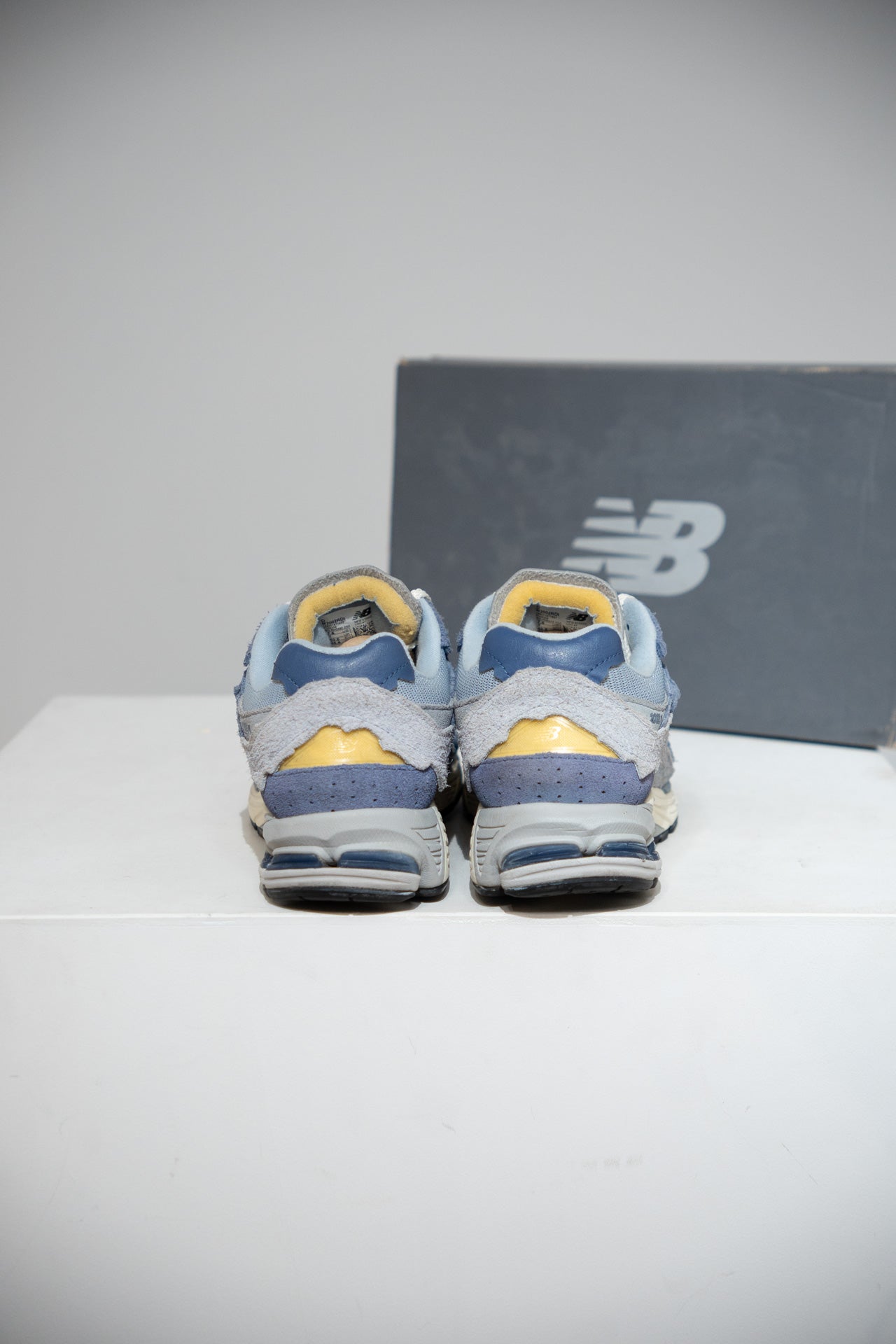 New Balance 2002R Protection Pack Light Arctic Grey Purple (Taille 40,5)