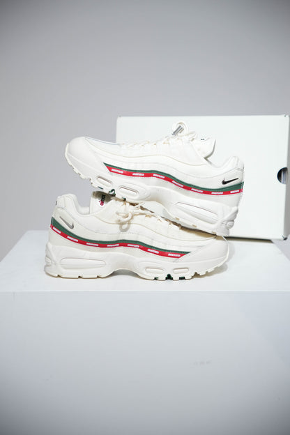 Air Max 95 Undefeated Sail (Taille 40,5)