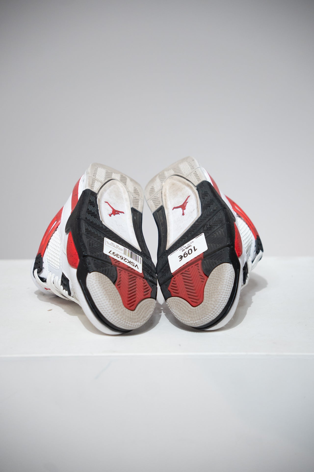 Jordan 4 Red Cement (Taille 40)