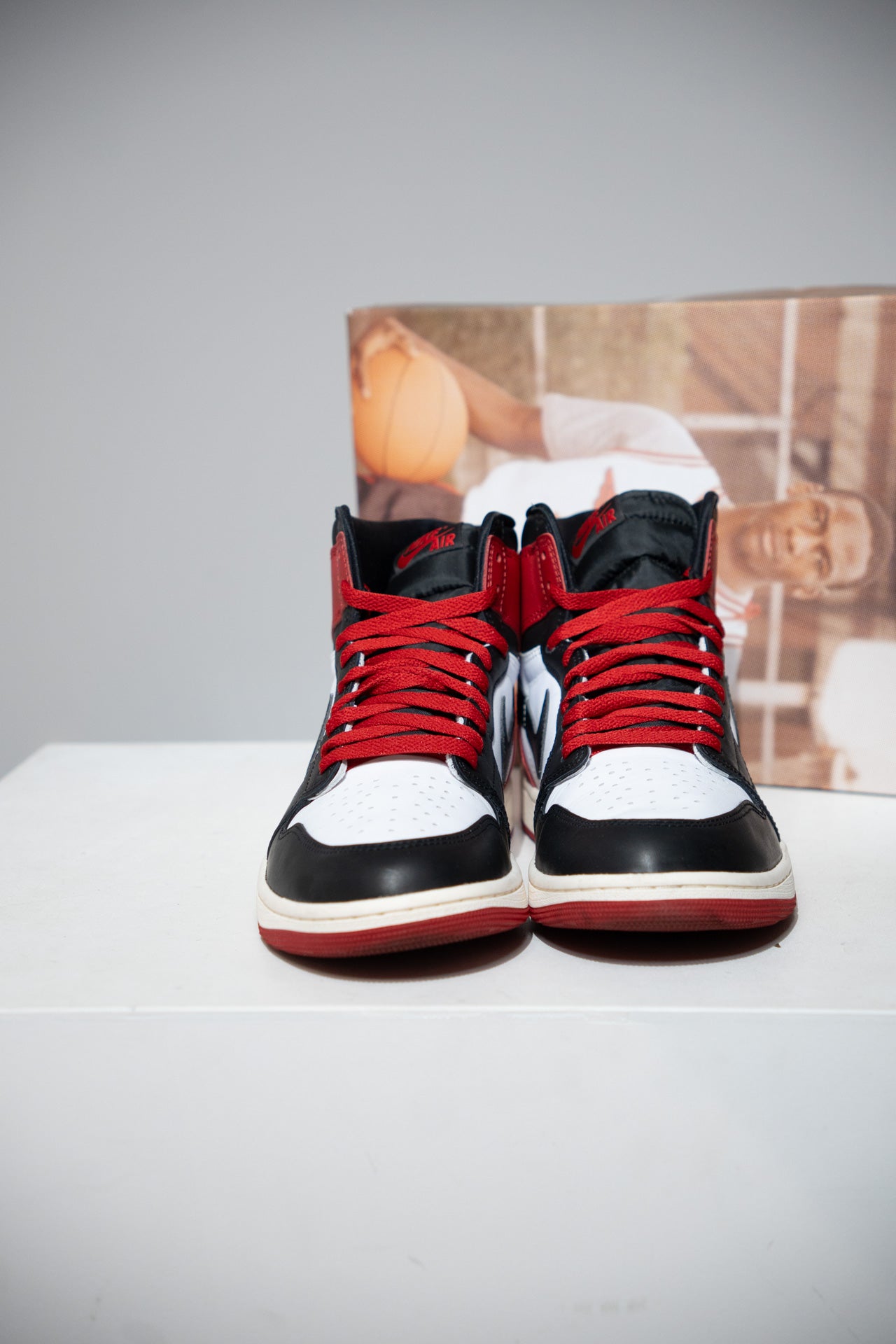 Jordan 1 High Black Toe Reimagined (Taille 44,5)