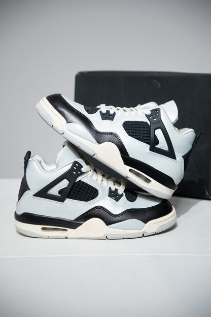 Jordan 4 Platinium Gold (Taille 38)