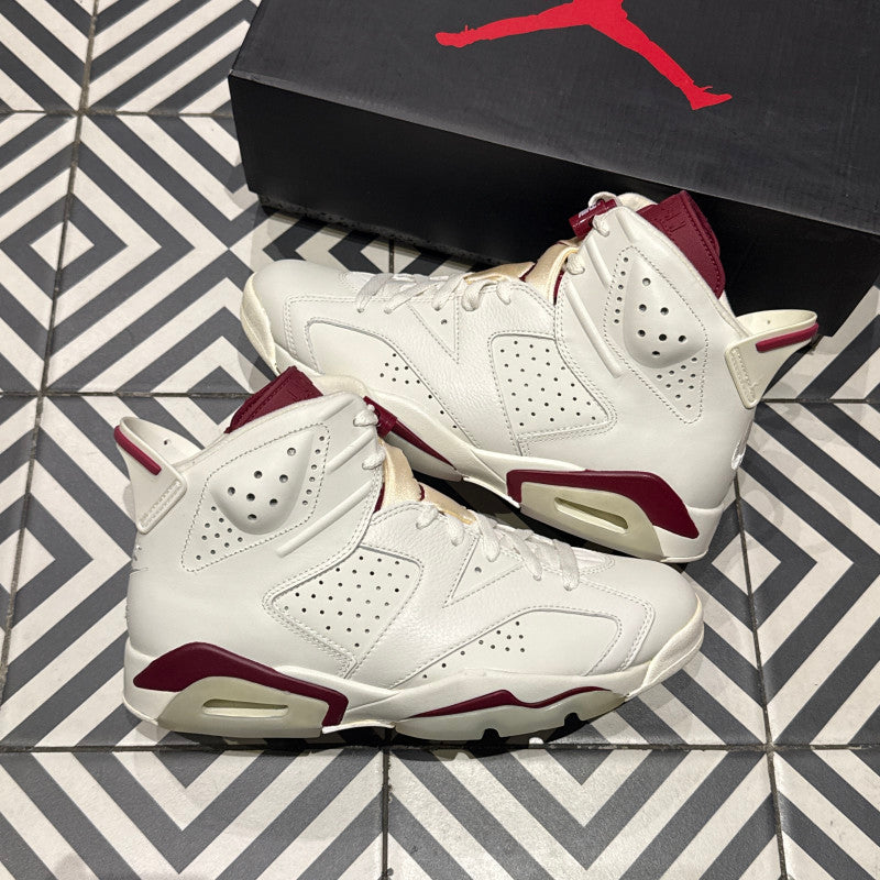 Jordan 6 Marron (Taille 42,5)