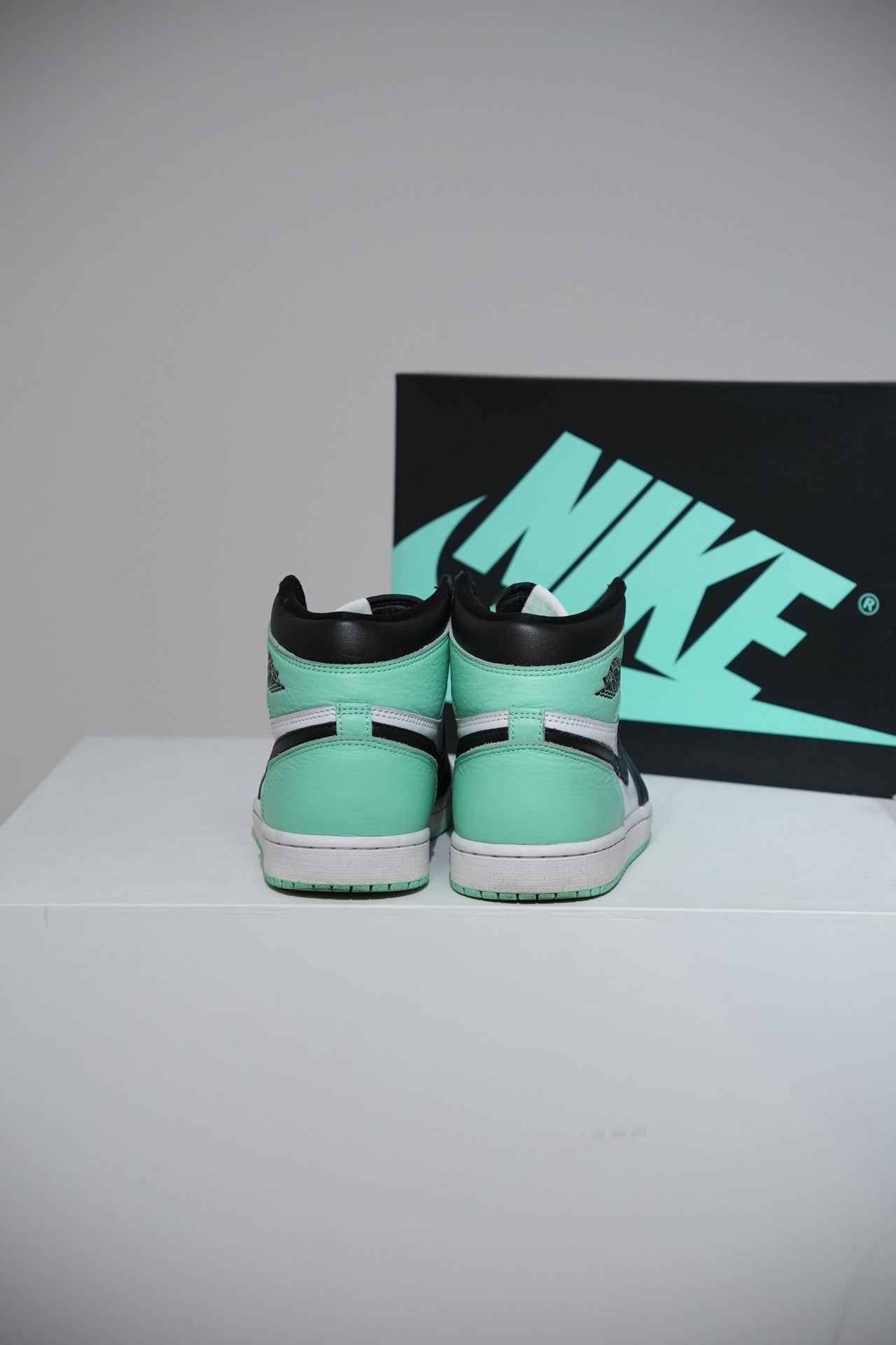 Jordan 1 High Green Glow (Taille 42)