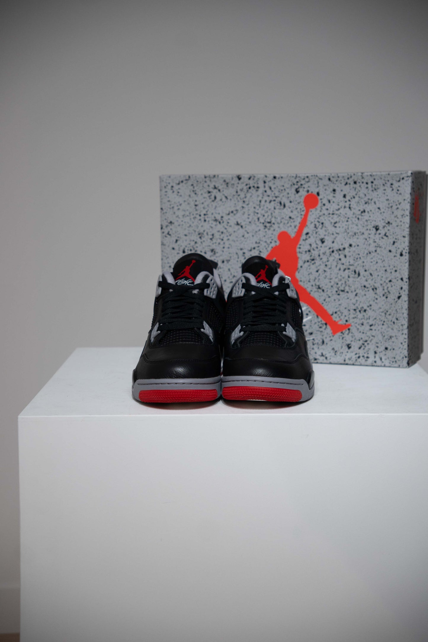 Jordan 4 Bred Reimagined (Taille 42,5)