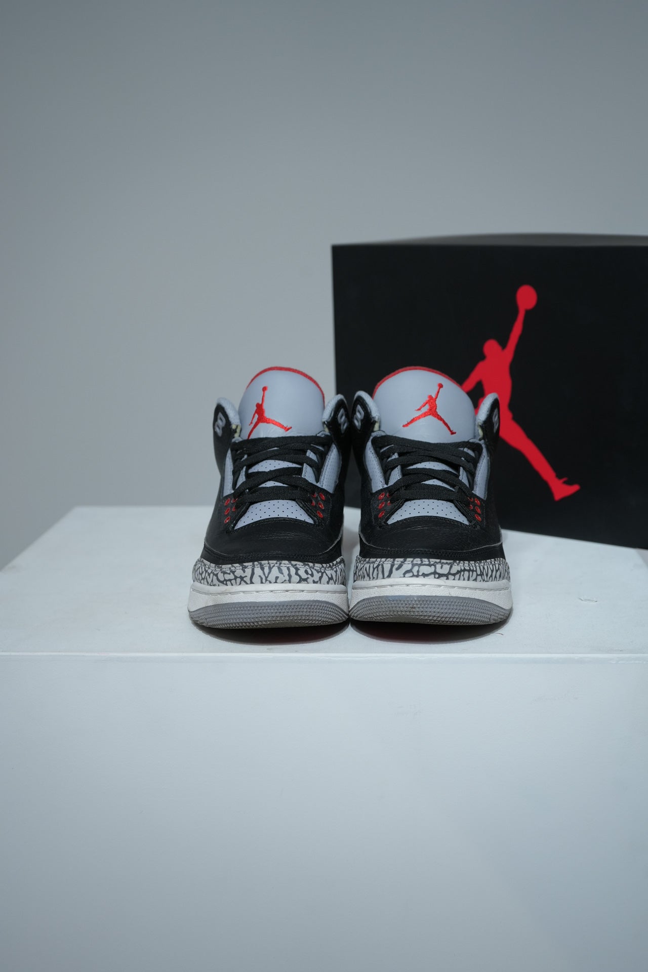 Jordan 3 Black Cement 2018 (Taille 42,5)