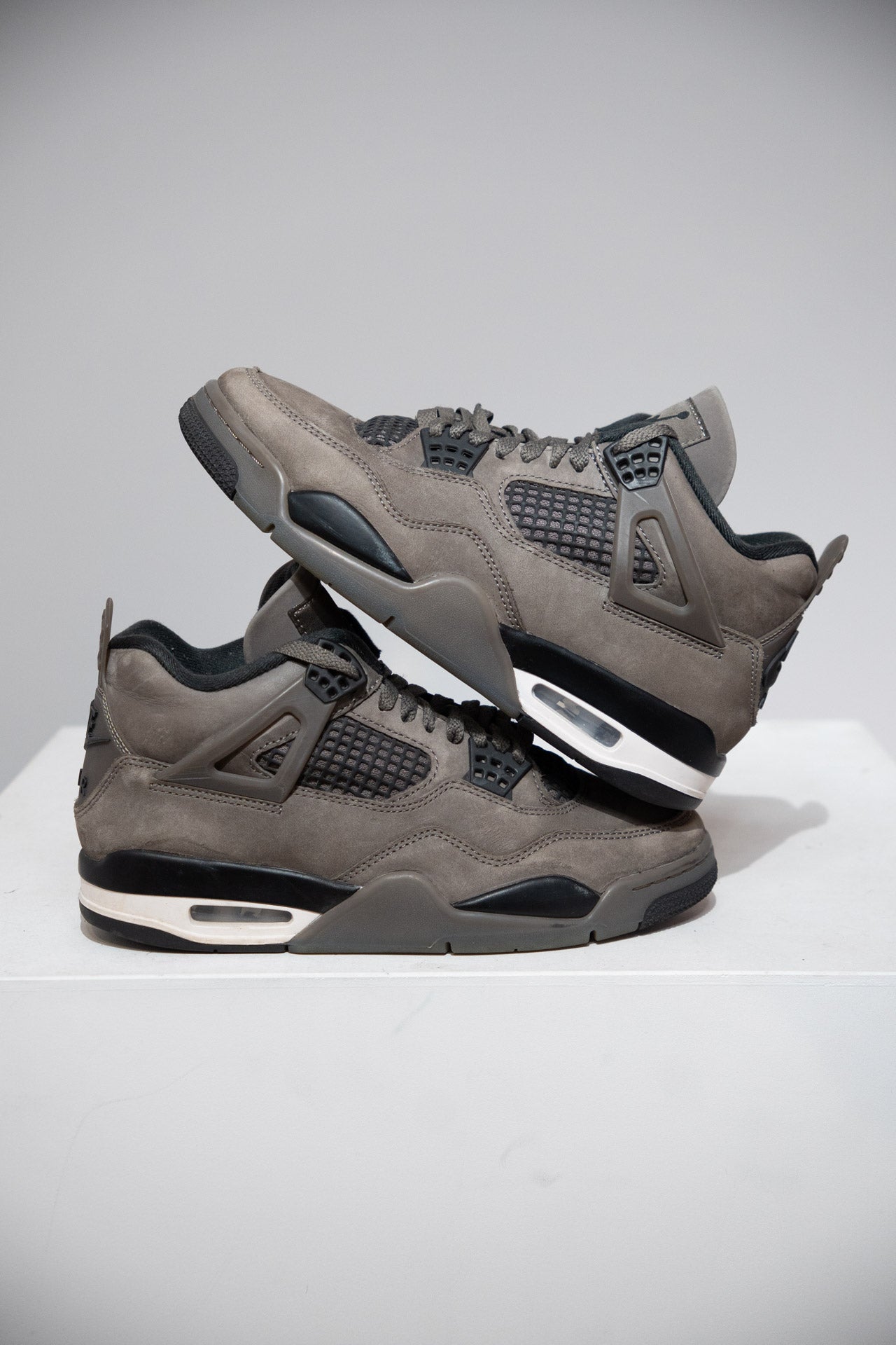 Jordan 4 Cave Stone (Taille 40,5)