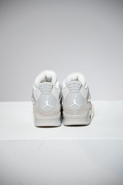Jordan 4 Frozen Moments (Taille 36,5)