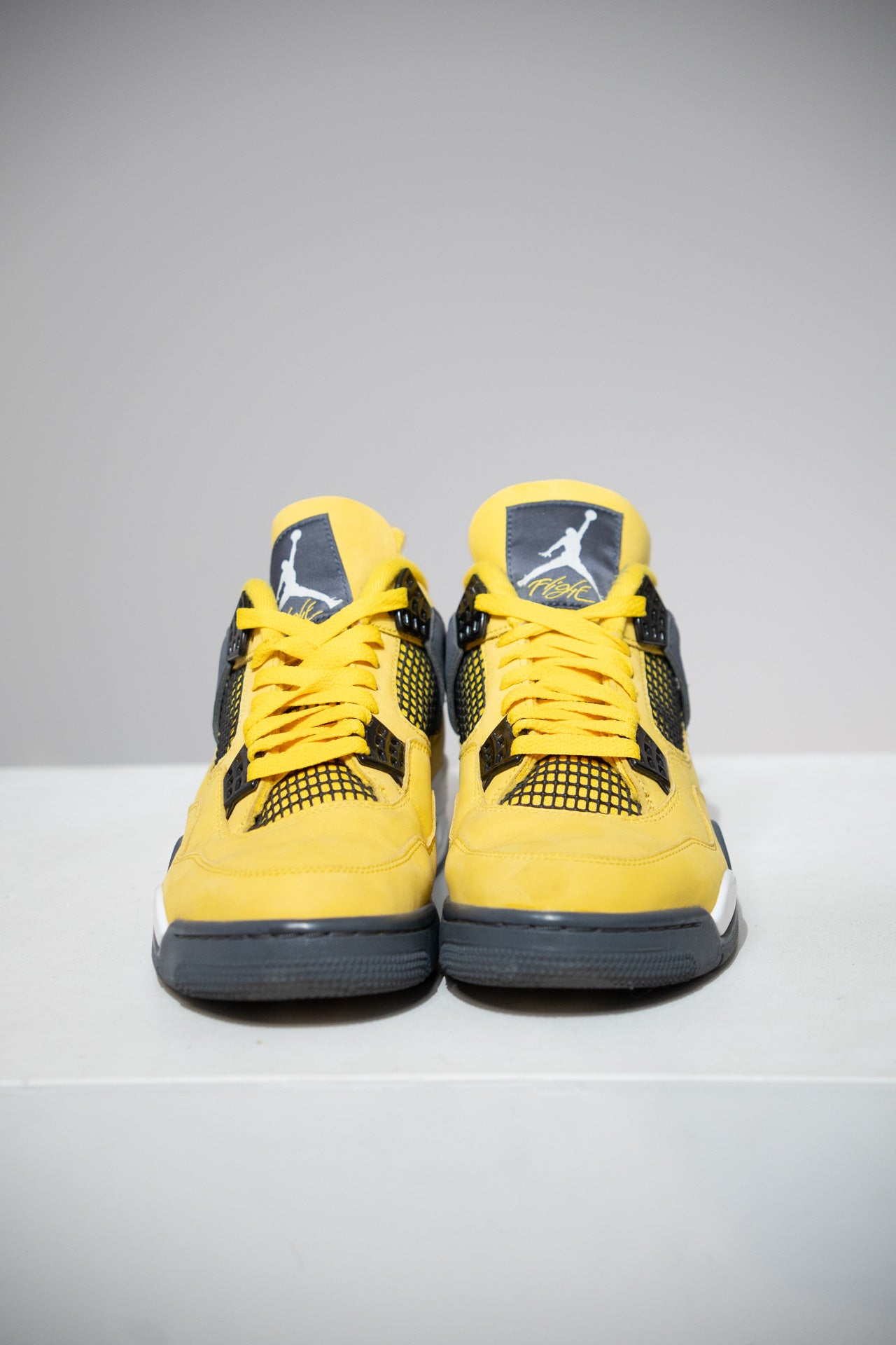 Jordan 4 Lightning (Taille 43)