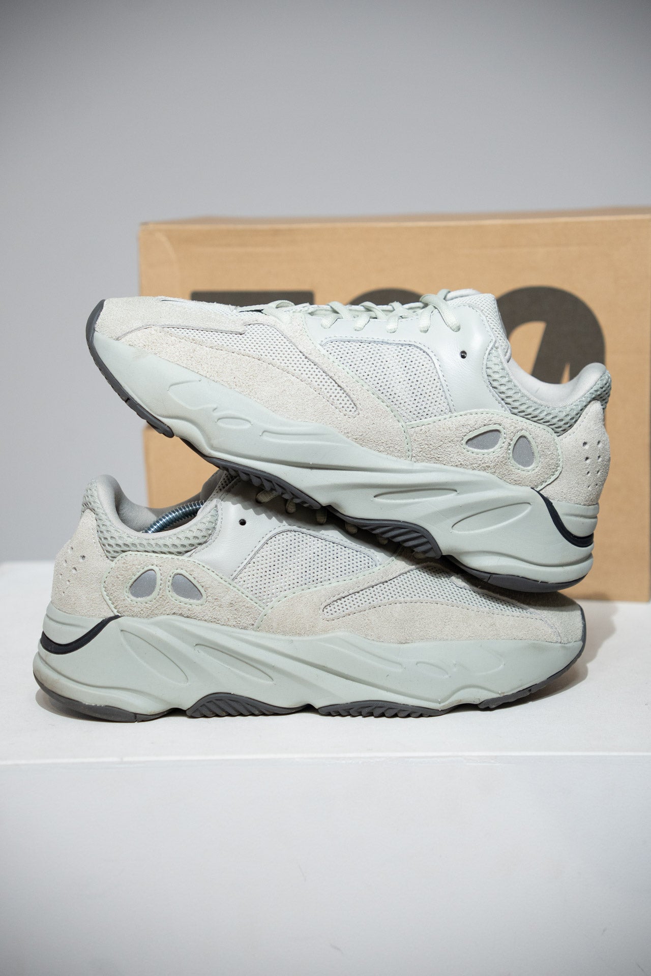 Yeezy 700 V3 Fade Salt (Taille 43 1/3)