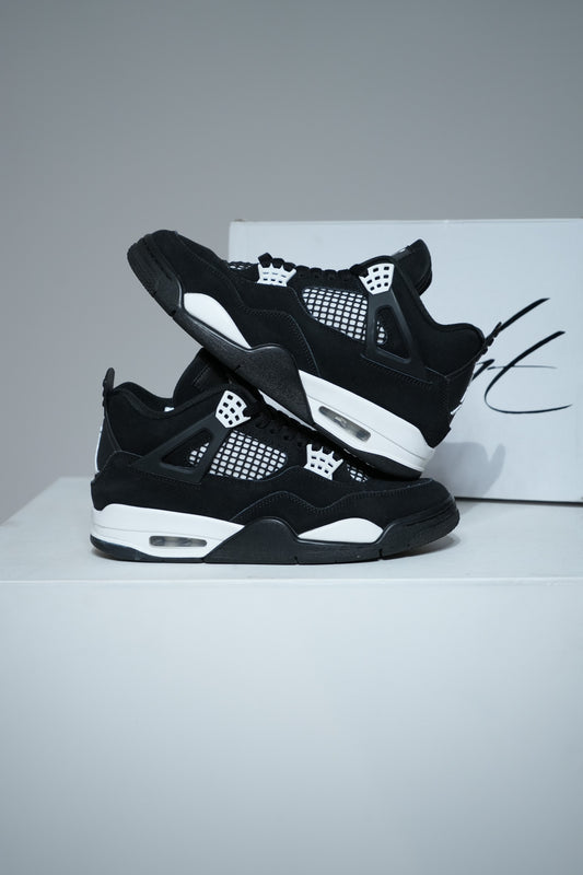 Jordan 4 White Thunder (Taille 40,5)