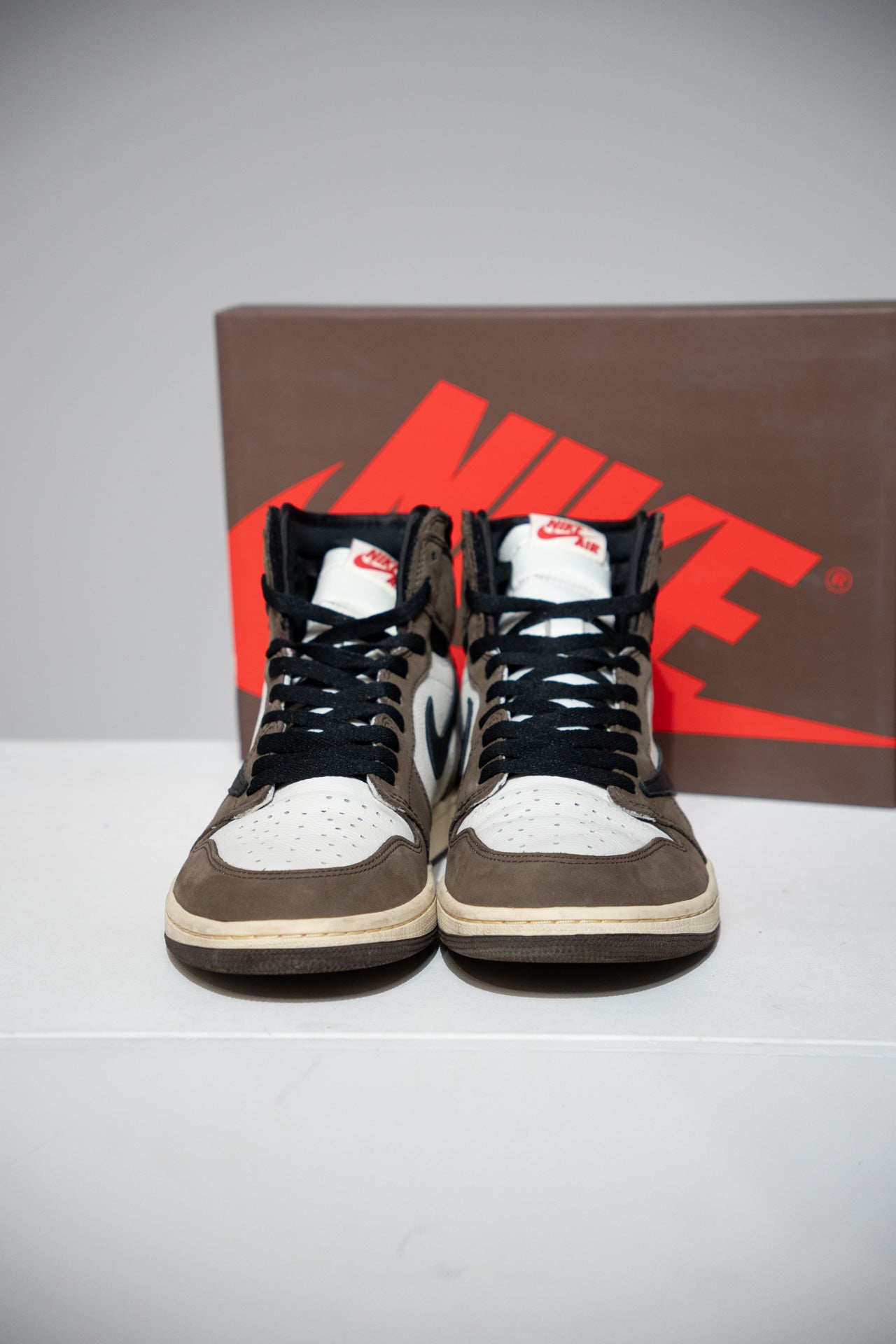 Jordan 1 High Travis Scott Mocha (Taille 45)