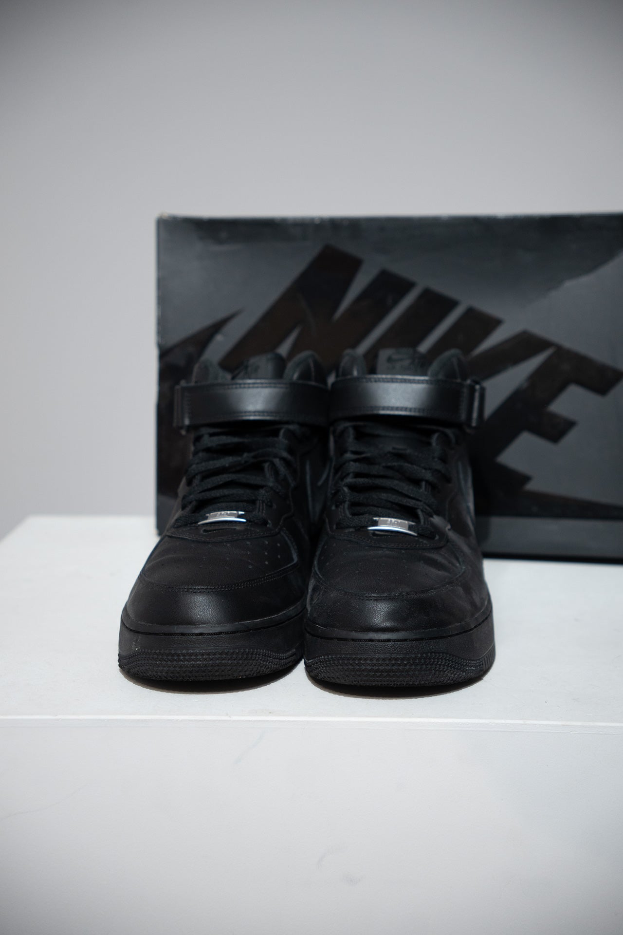 Air Force 1 Mid Supreme Black (Taille 46)
