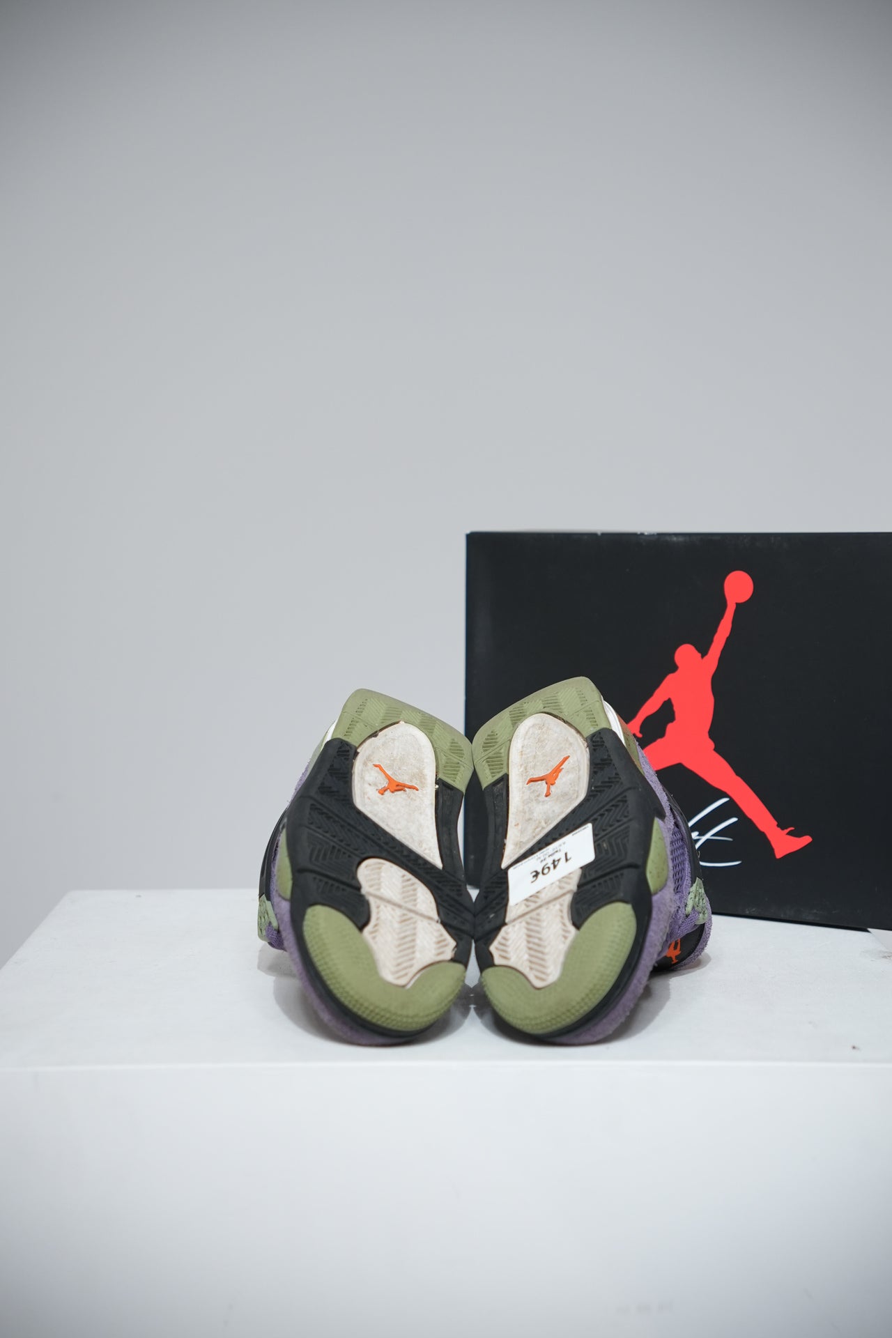 Jordan 4 Canyon purple (Taille 39)