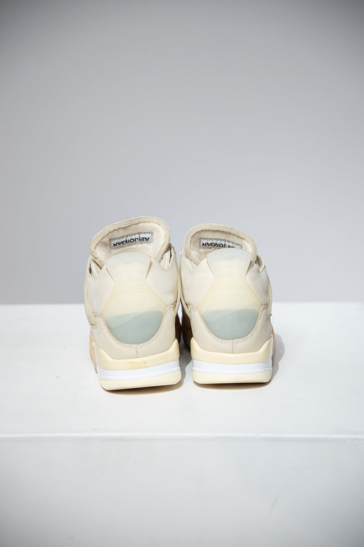 Jordan 4 Off-White Sail (Taille 38)