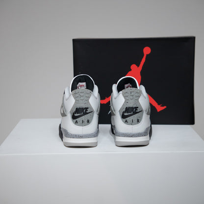 Jordan 4 White Cement 2025 (Taille 45,5)