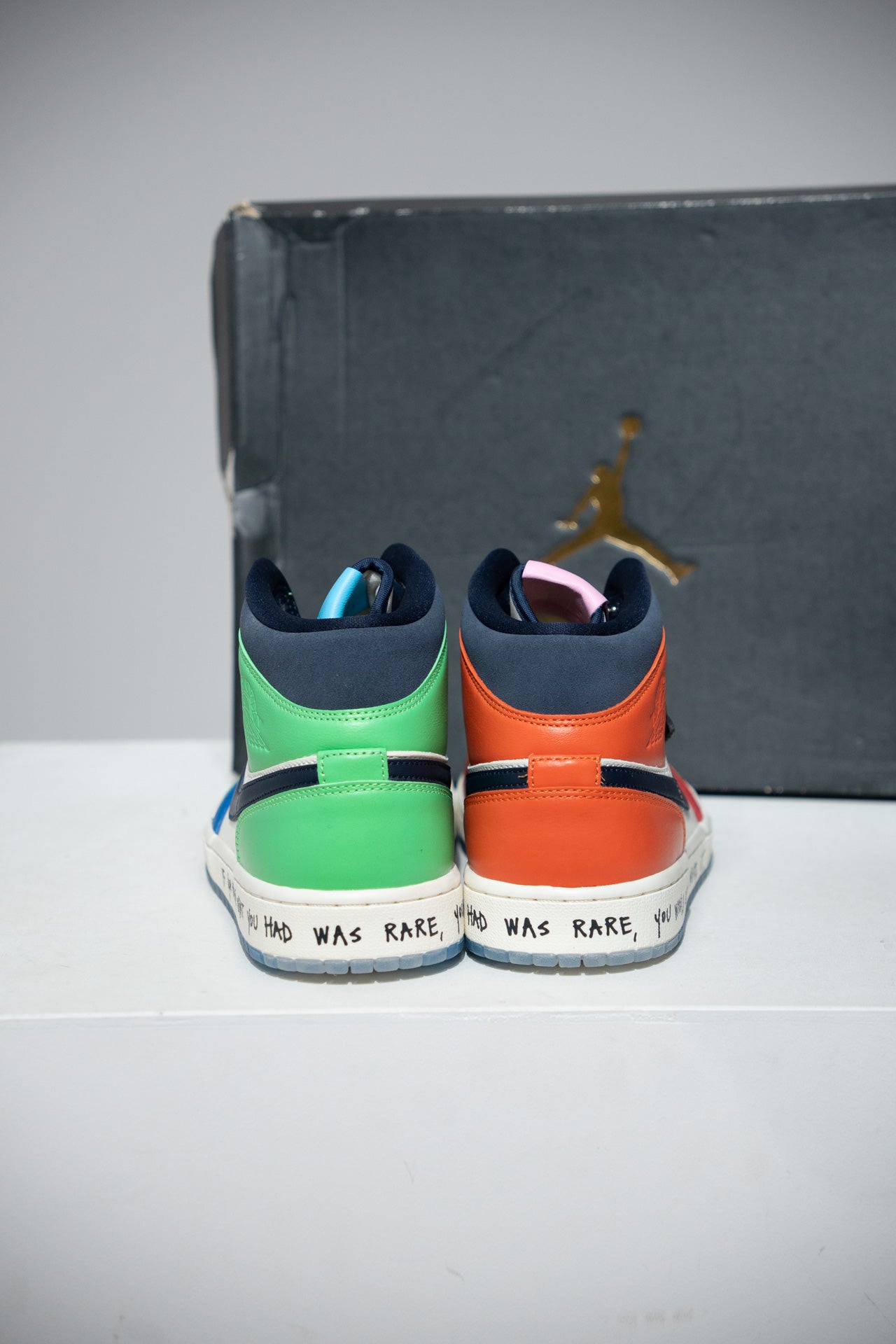 Jordan 1 Mid Melody Ehsani (Taille 43)