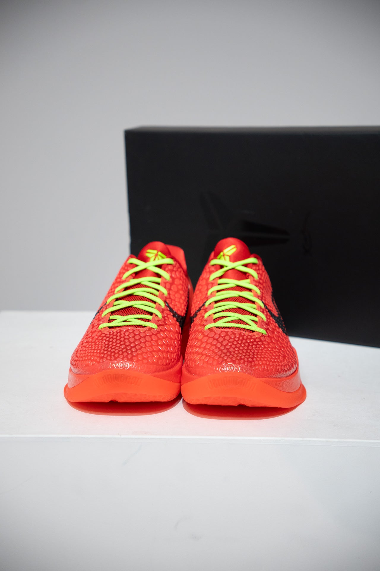 Kobe 6 Reverse Grinch (Taille 45)
