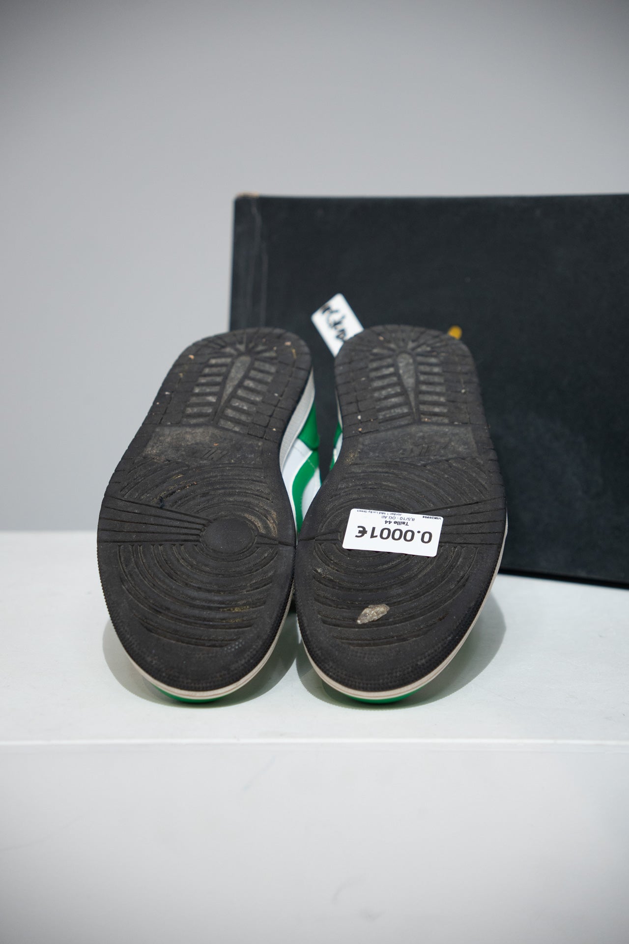 Jordan 1 Mid Lucky Green (Taille 44)