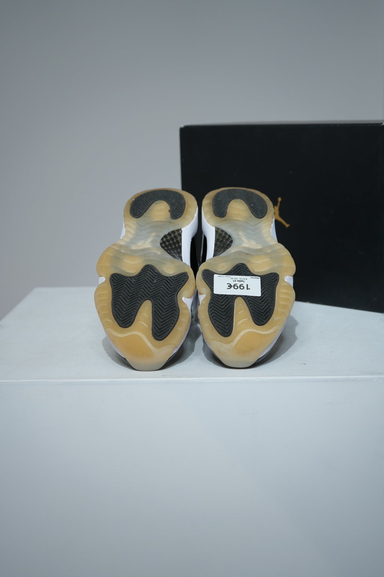 Jordan 11 DMP (Taille 41)