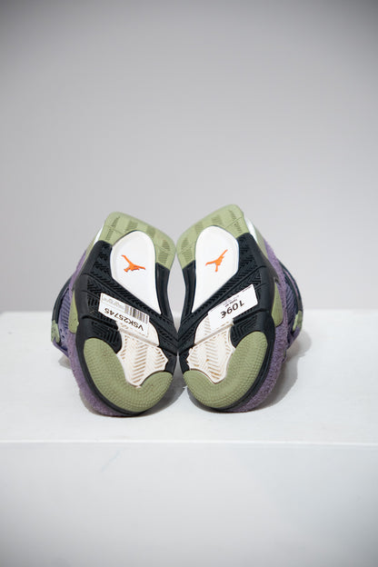 Jordan 4 Canyon purple (Taille 40)