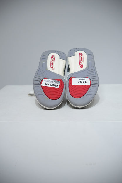 Jordan 3 White Cement Reimagined GS (Taille 37,5)